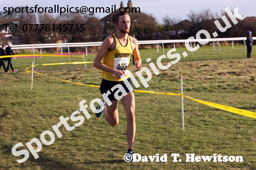 Senior mens North Eastern Cross Country, Redcar. Photo:  David T. Hewitson/Sports for All Pics